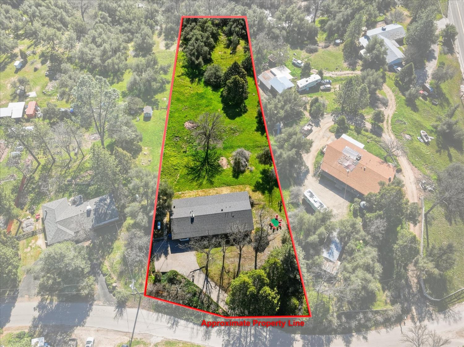 45430 Lauri Lane, Oakhurst, CA, 93644