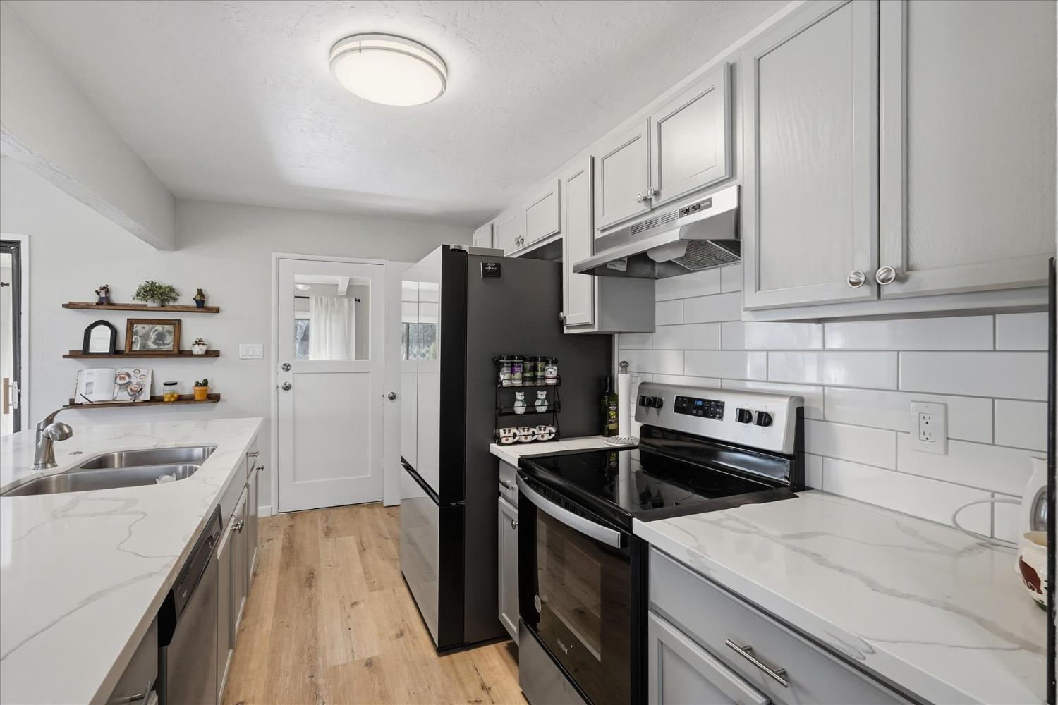 45430 Lauri Lane, Oakhurst, CA, 93644