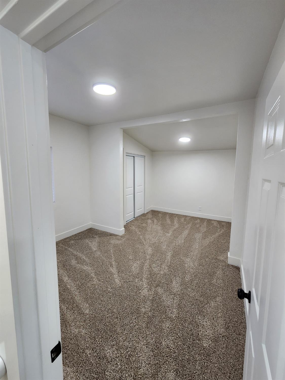 3243 E Mckenzie Avenue, Fresno, CA, 93702