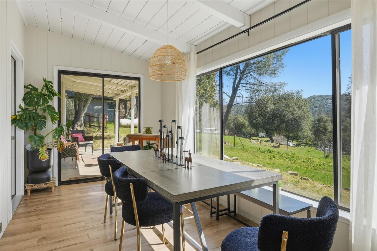 45430 Lauri Lane, Oakhurst, CA, 93644