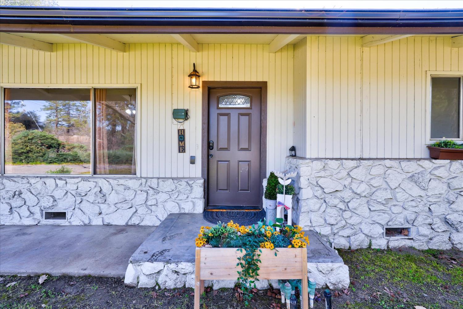 45430 Lauri Lane, Oakhurst, CA, 93644