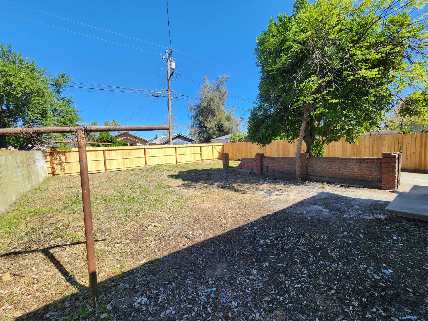 3243 E Mckenzie Avenue, Fresno, CA, 93702