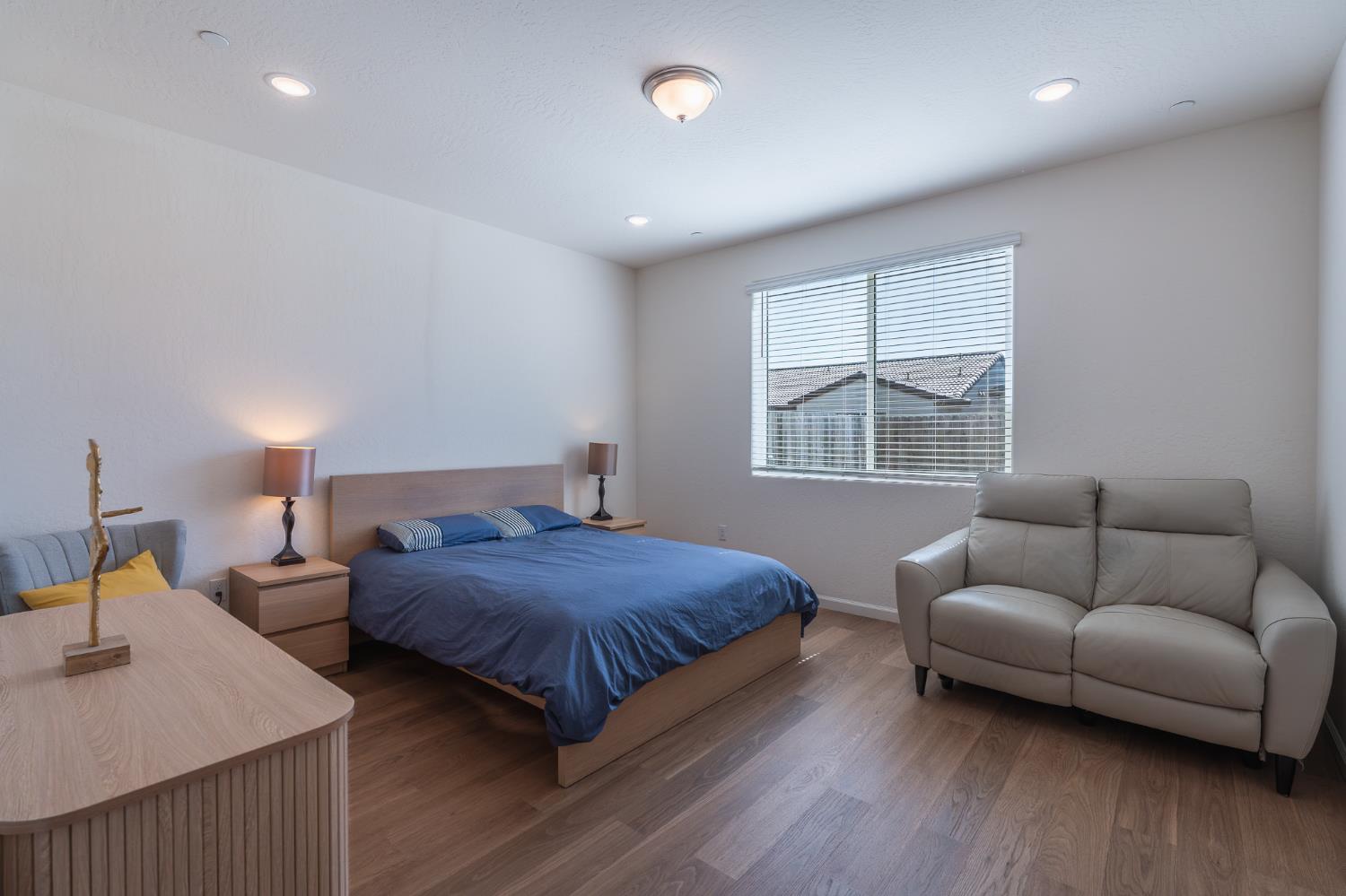 1180 Encore Way W, Madera, CA, 93636