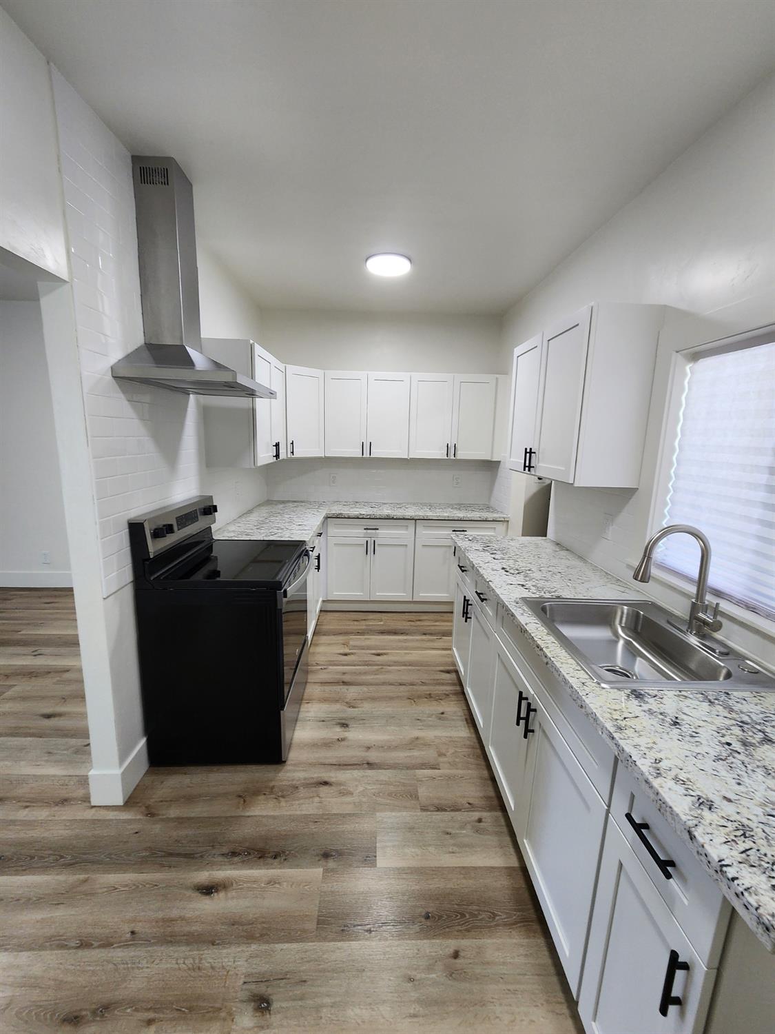 3243 E Mckenzie Avenue, Fresno, CA, 93702