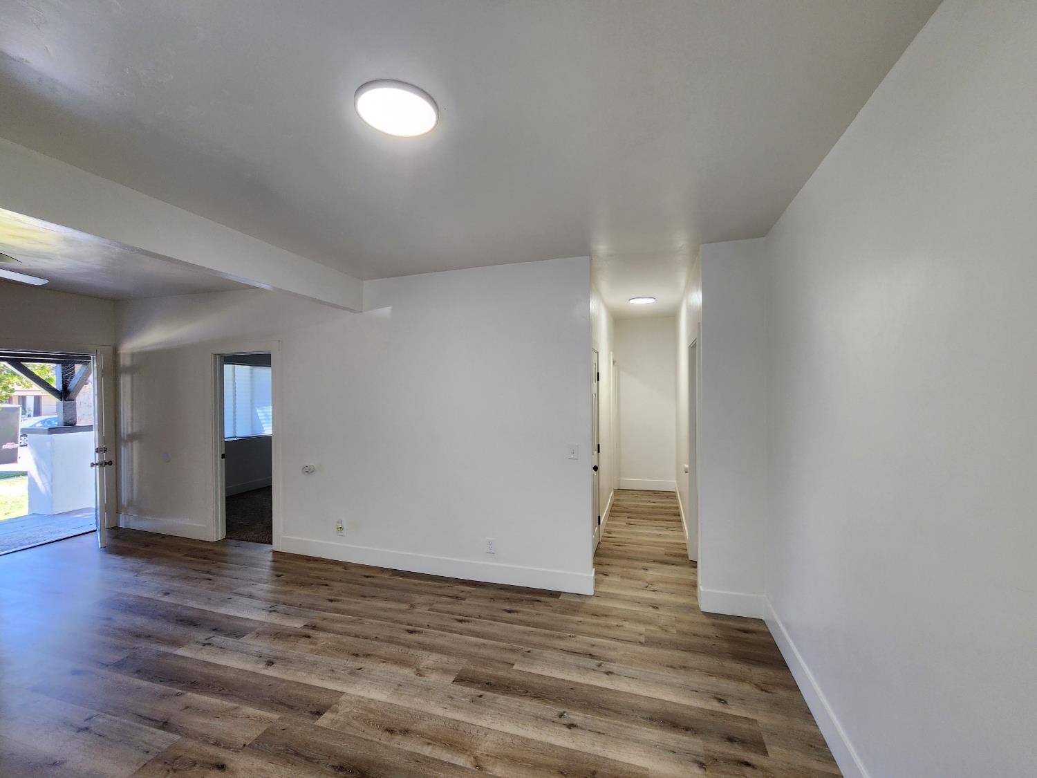 3243 E Mckenzie Avenue, Fresno, CA, 93702