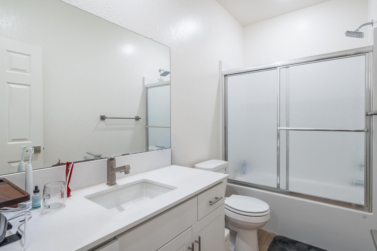 1180 Encore Way W, Madera, CA, 93636