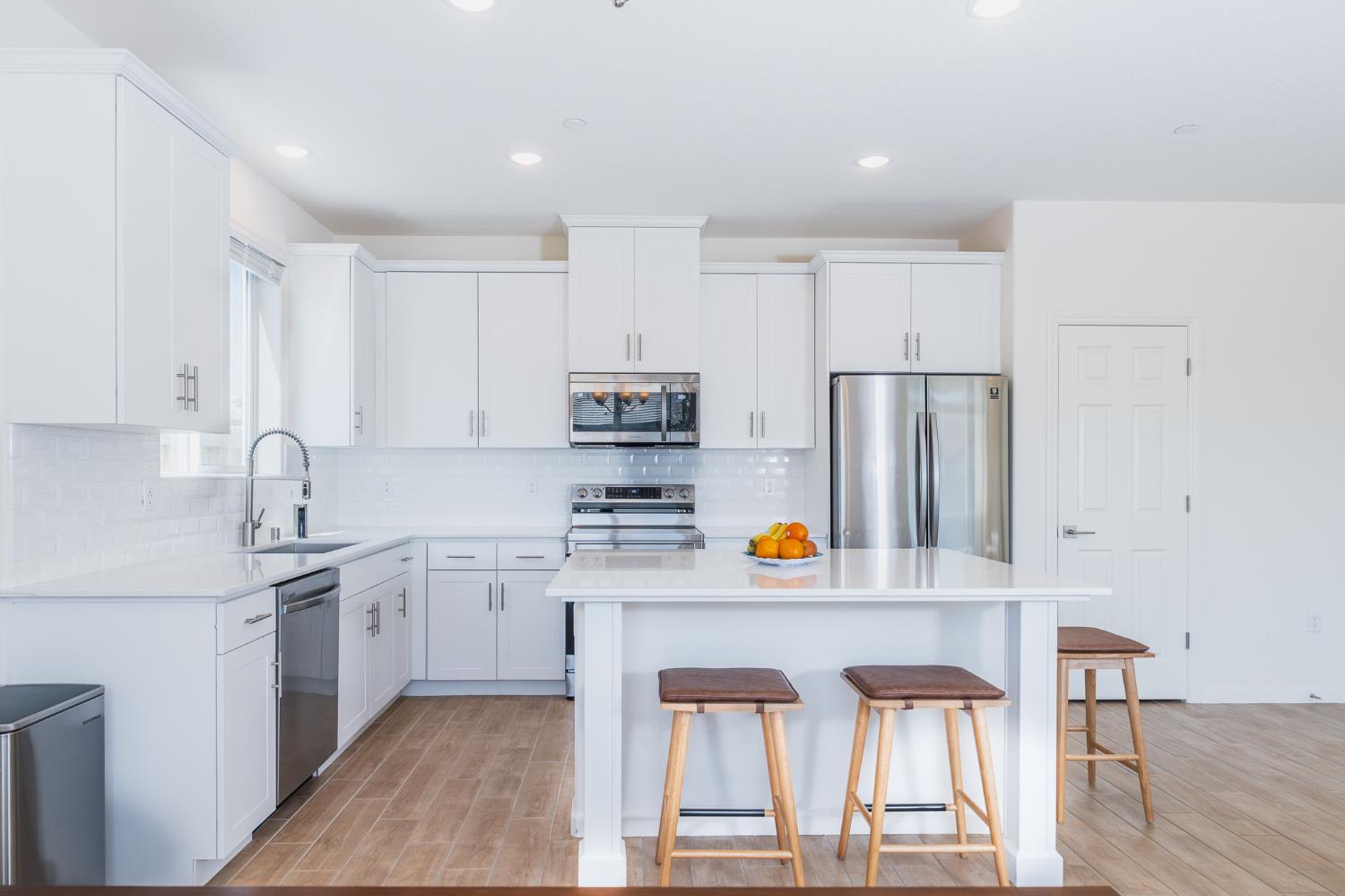 1180 Encore Way W, Madera, CA, 93636