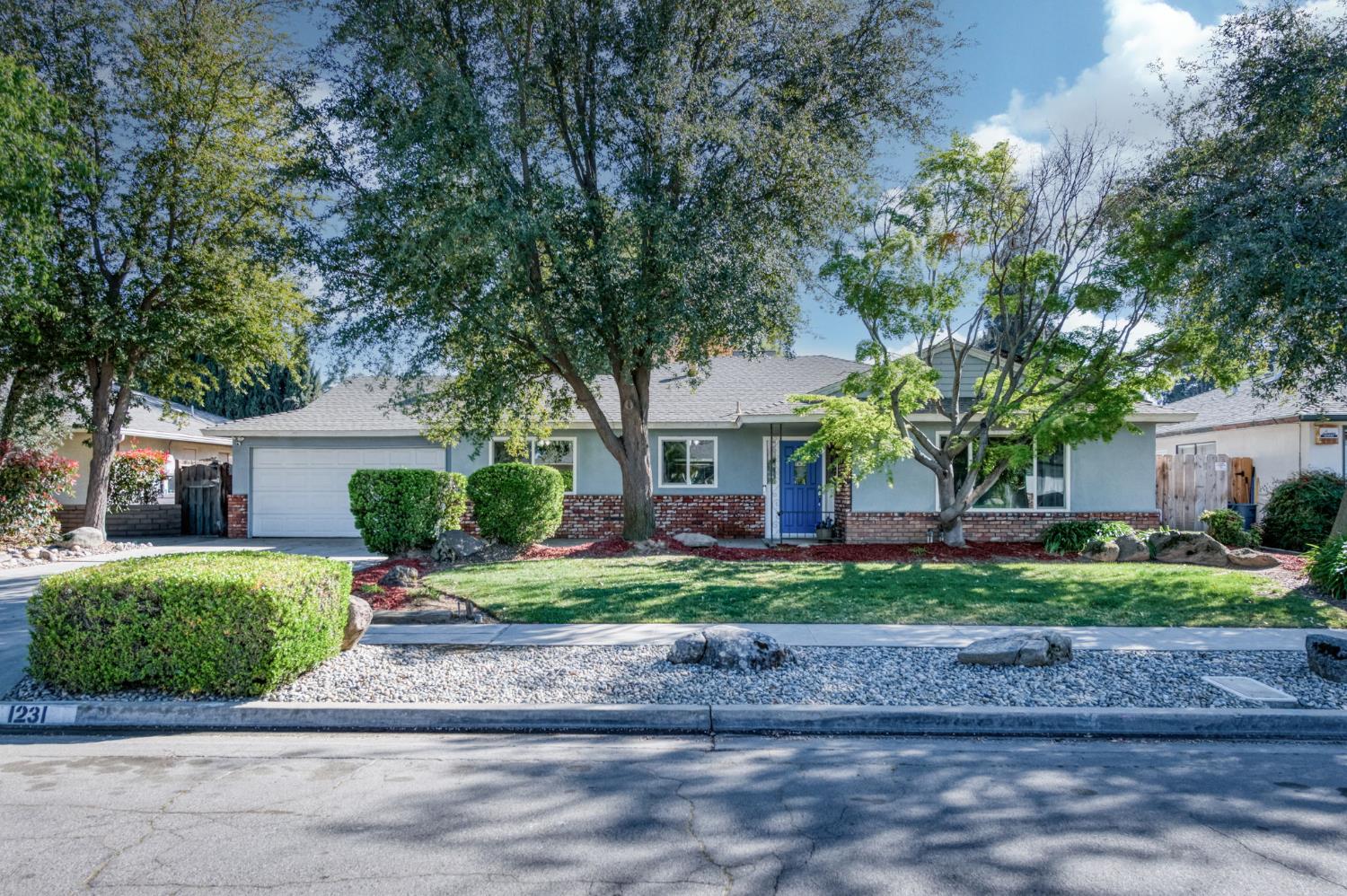 909 Grangeville Avenue, Avenal, CA, 93204