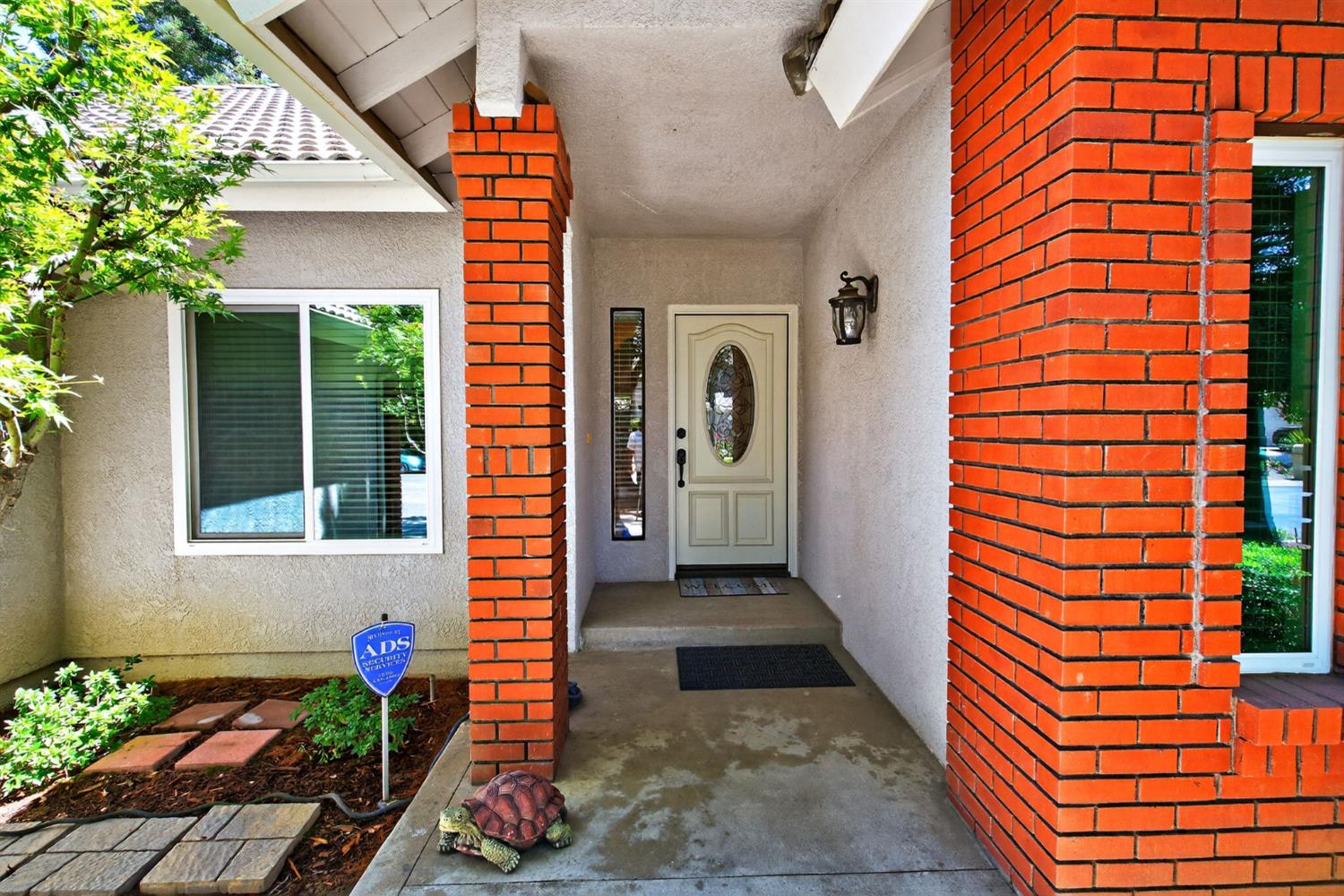 Single Family in Fresno - photo 2
