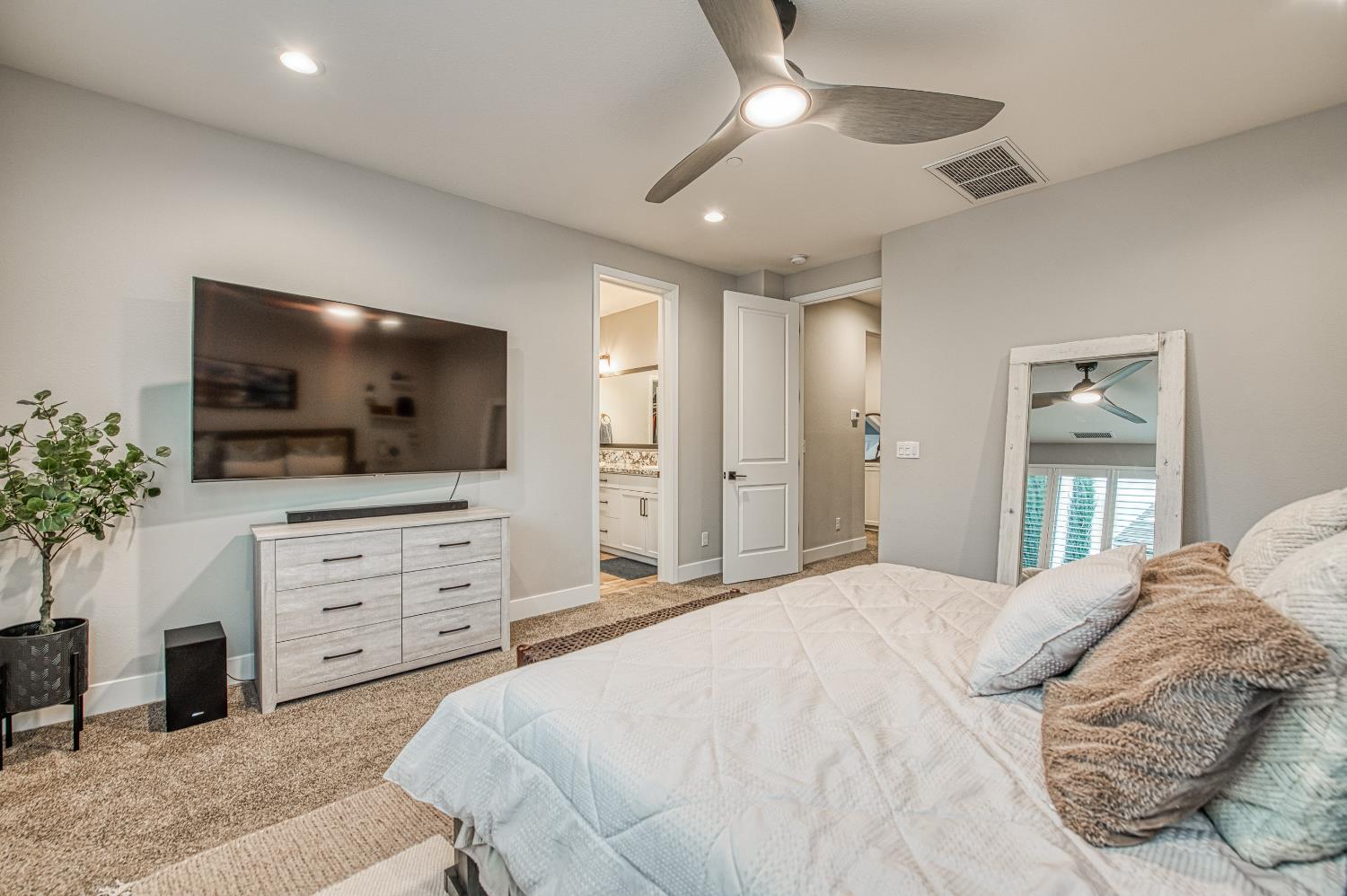 4435 Horizon Drive, Madera, CA, 93636