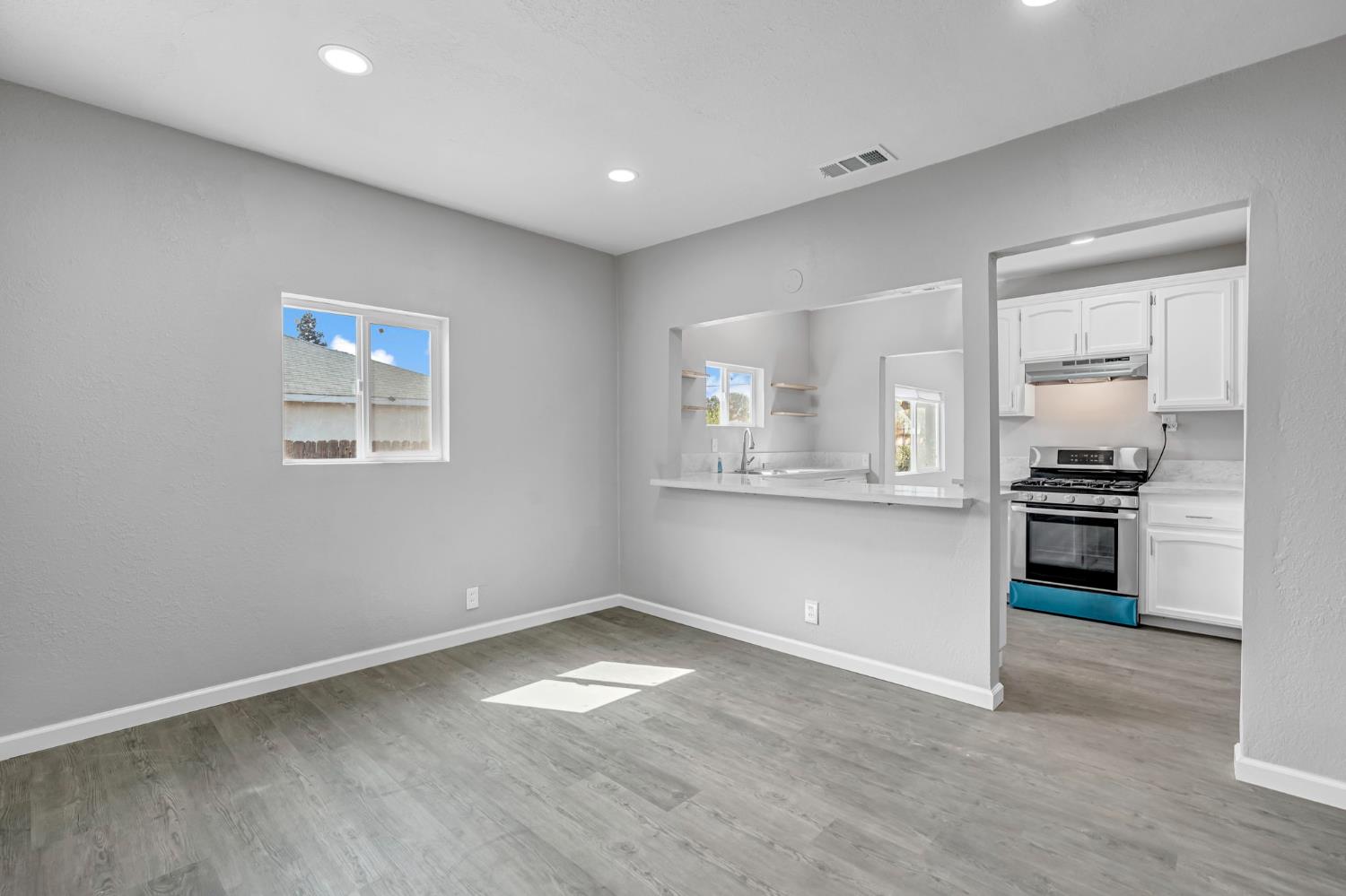 914 Clinton Street, Madera, CA, 93638