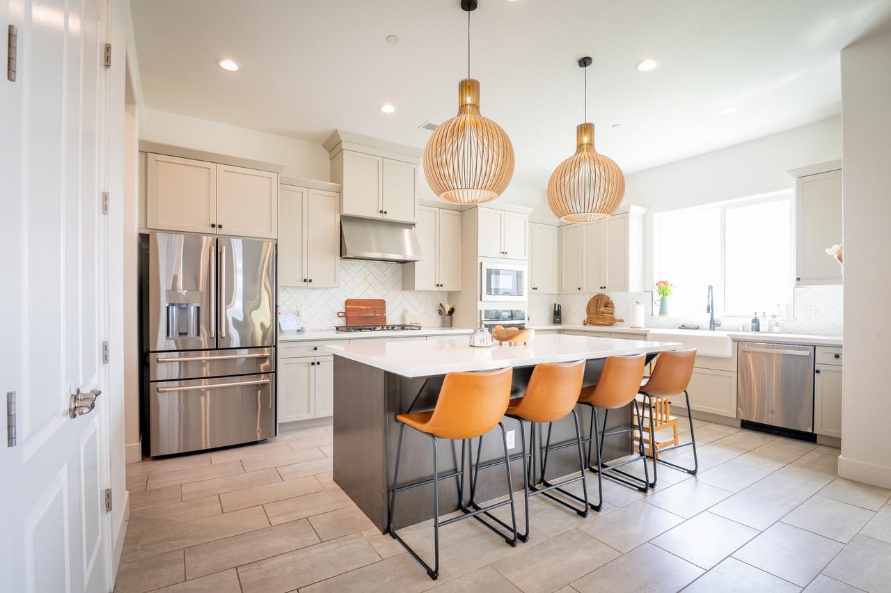 1048 Beaver Pond Loop, Madera, CA, 93636