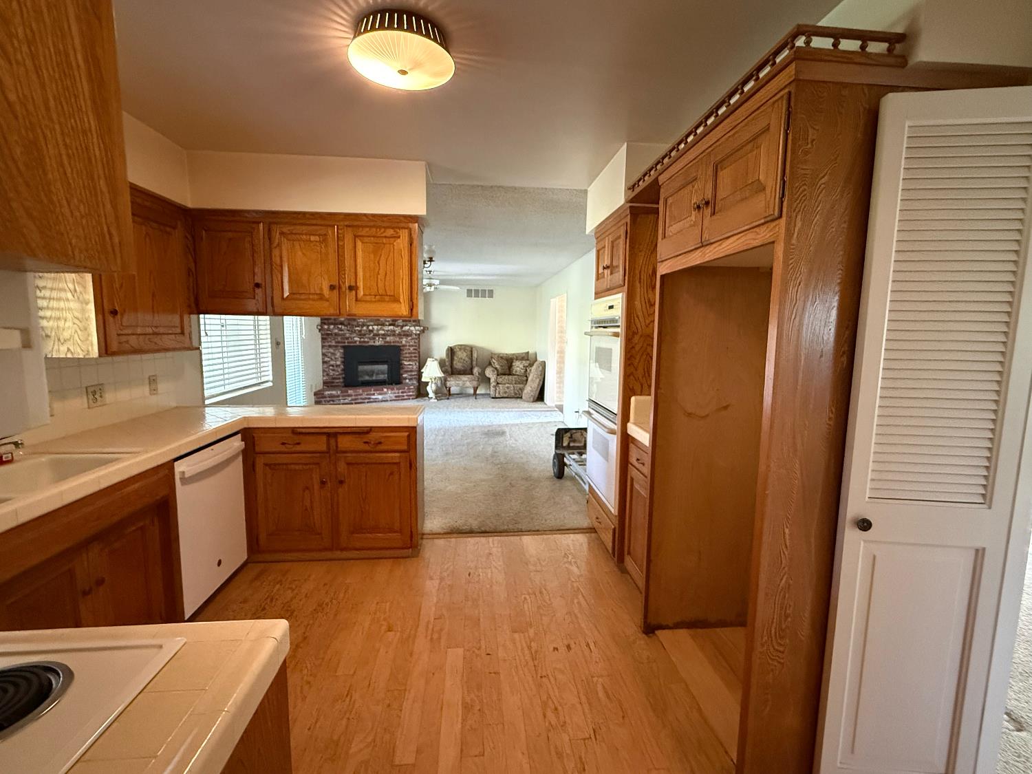 2510 W Escalon Avenue, Fresno, CA, 93711