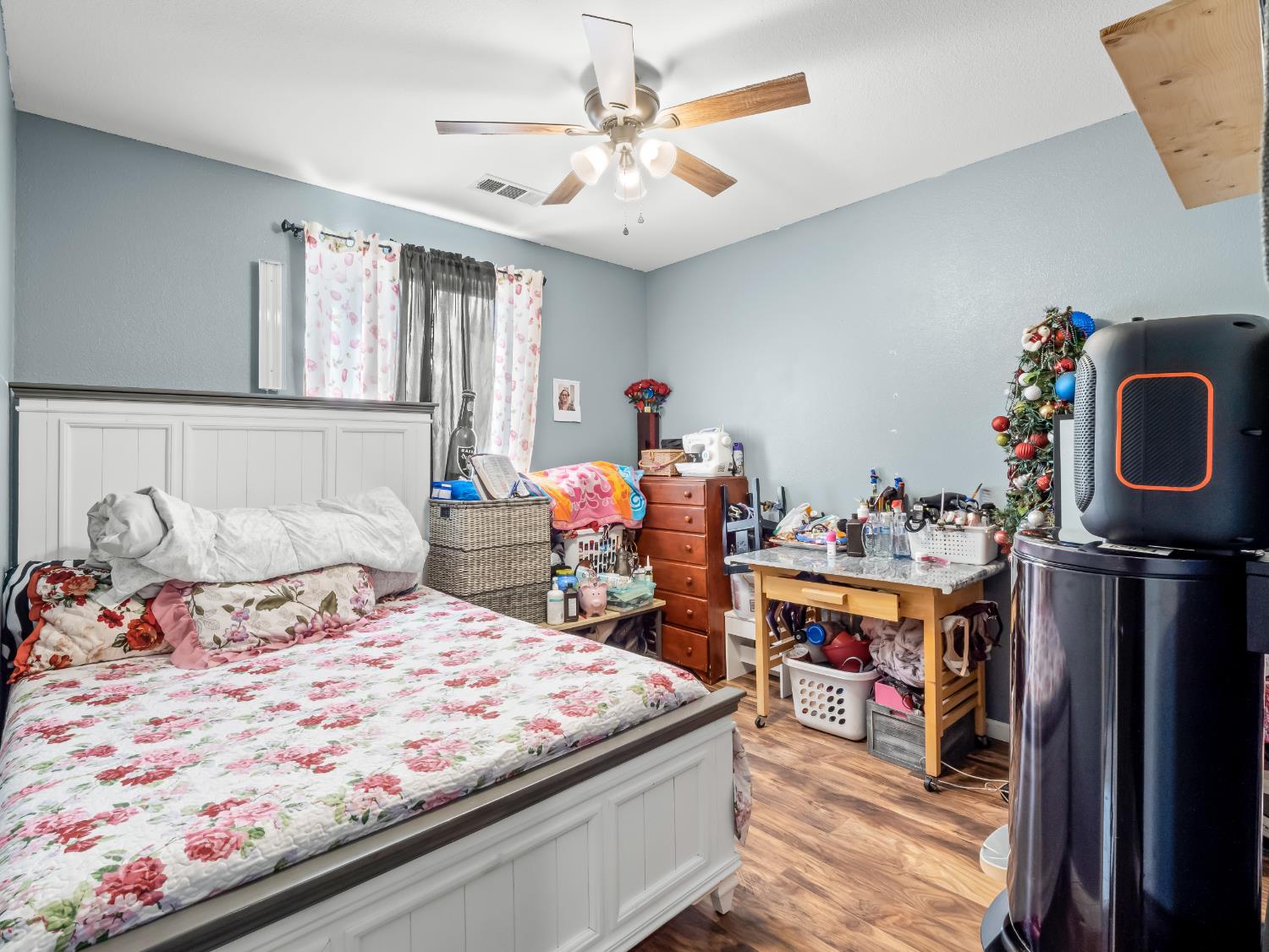 337 Ramona Street, Orange Cove, CA, 93646