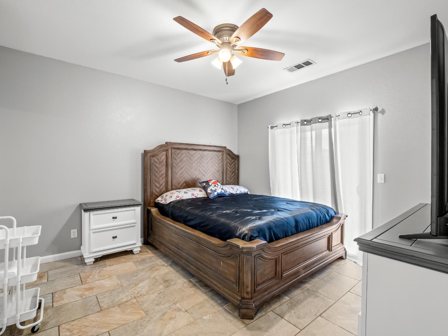 337 Ramona Street, Orange Cove, CA, 93646