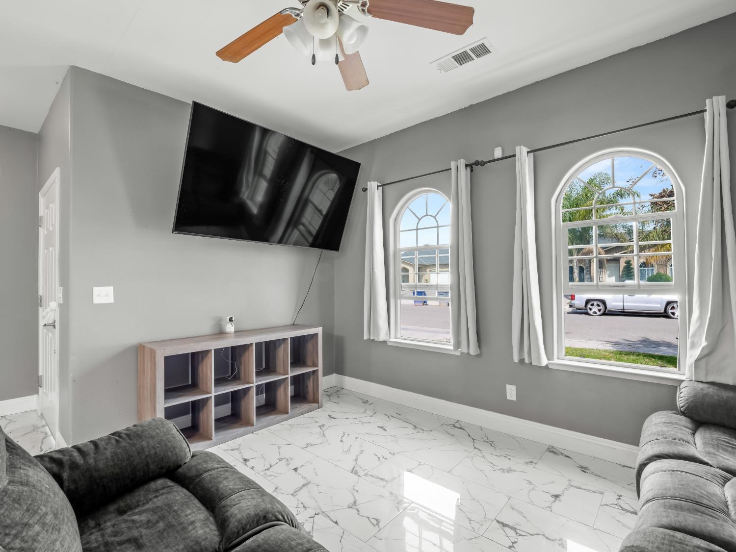 337 Ramona Street, Orange Cove, CA, 93646