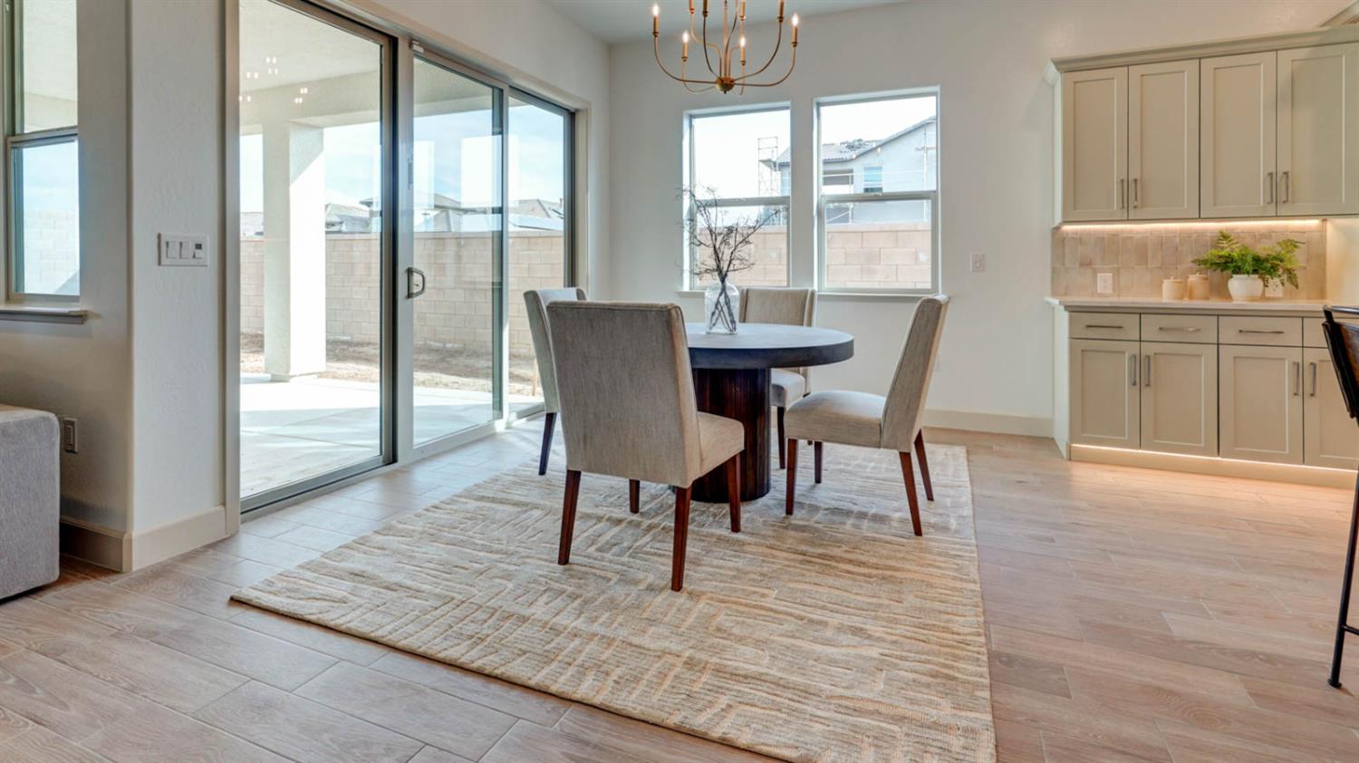 1675 N Blackwood Avenue, Clovis, CA, 93619