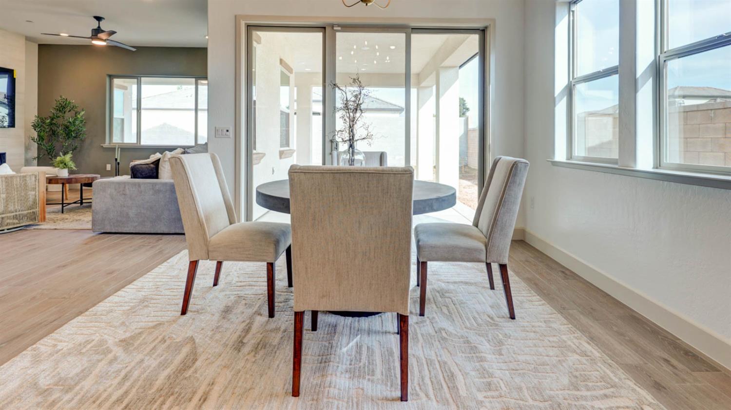 1675 N Blackwood Avenue, Clovis, CA, 93619