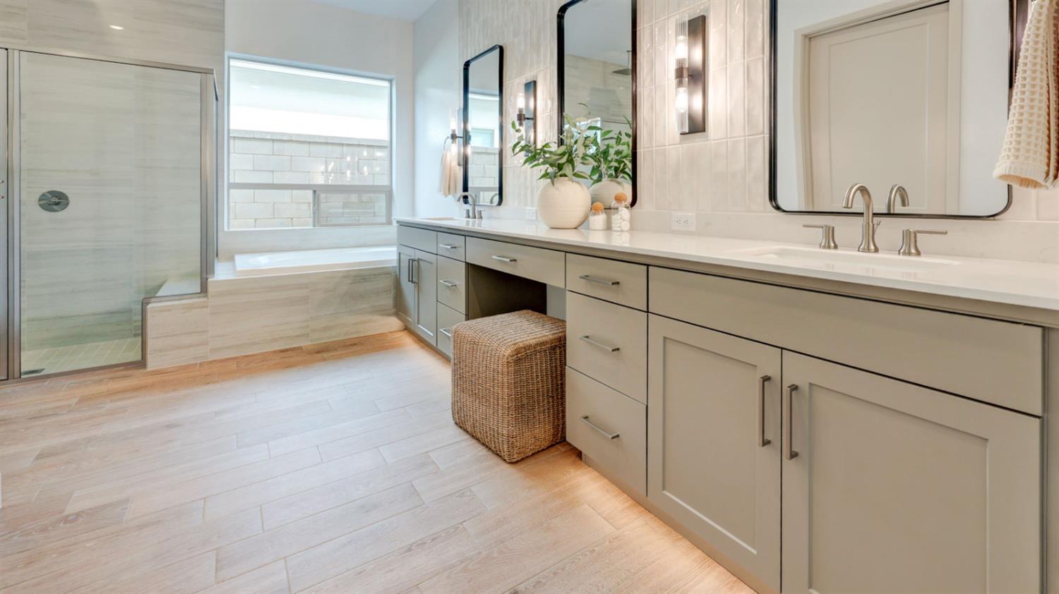 1675 N Blackwood Avenue, Clovis, CA, 93619