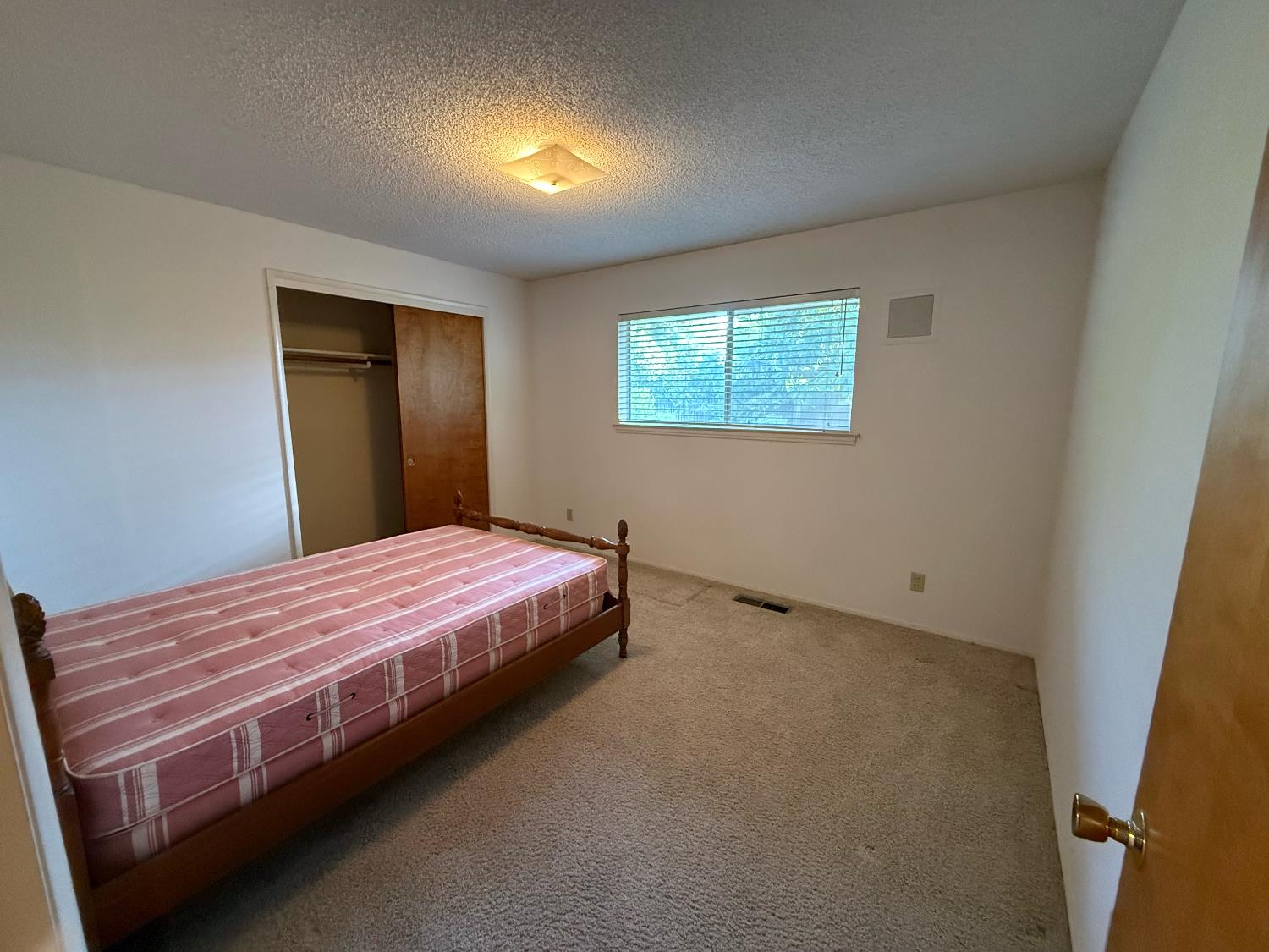 2510 W Escalon Avenue, Fresno, CA, 93711