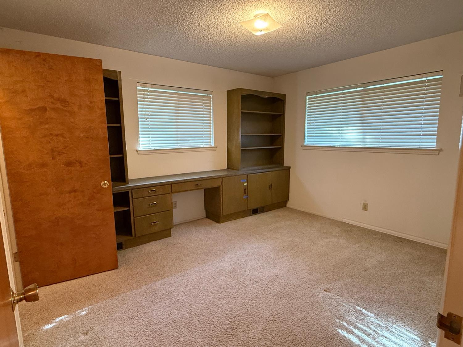 2510 W Escalon Avenue, Fresno, CA, 93711