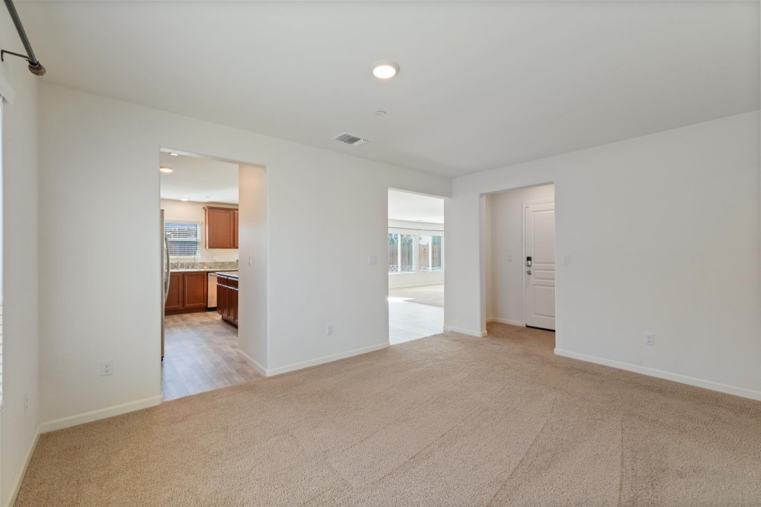 802 Reisling Lane, Coalinga, CA, 93210