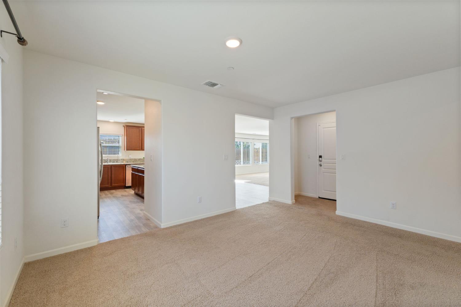 802 Reisling Lane, Coalinga, CA, 93210