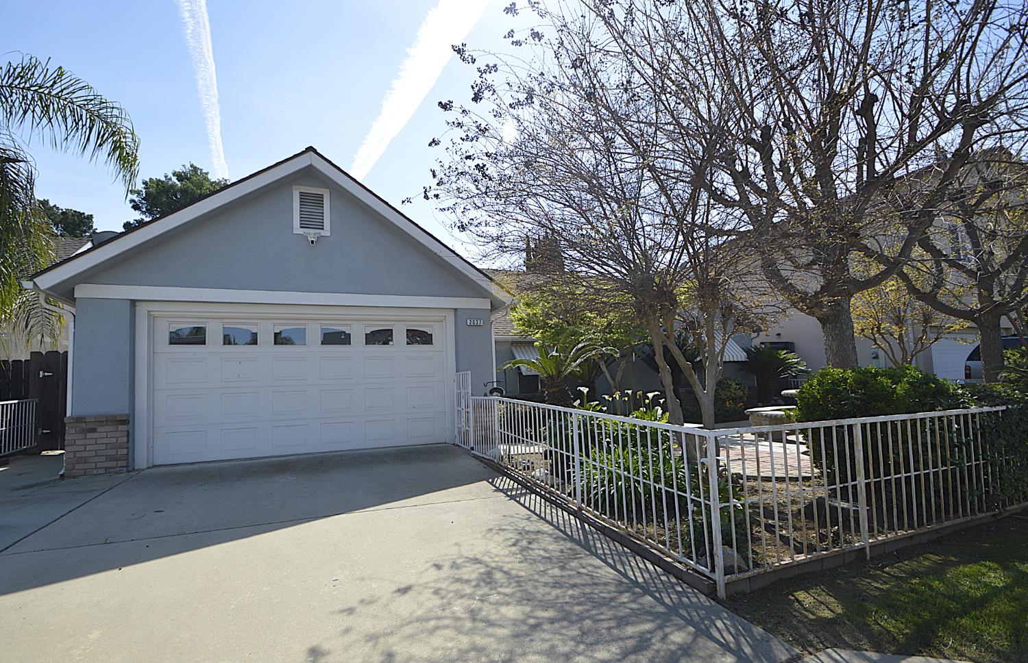 Single Family in Fresno - photo 3