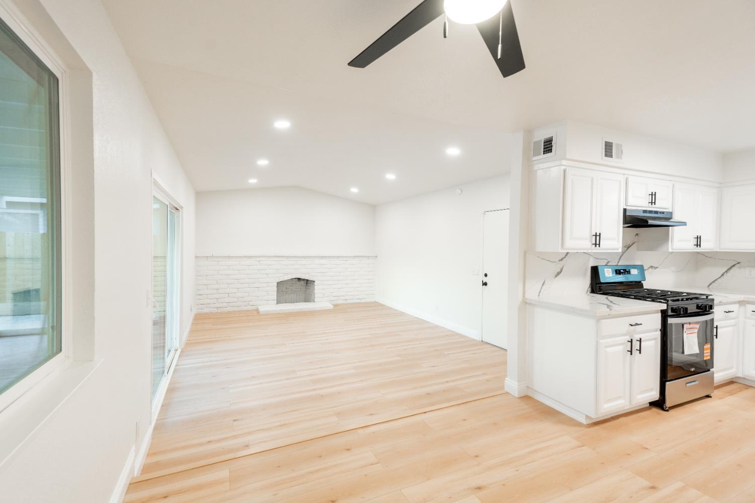 2612 Renn Avenue, Clovis, CA, 93611