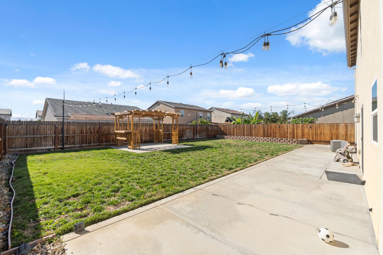 802 Reisling Lane, Coalinga, CA, 93210