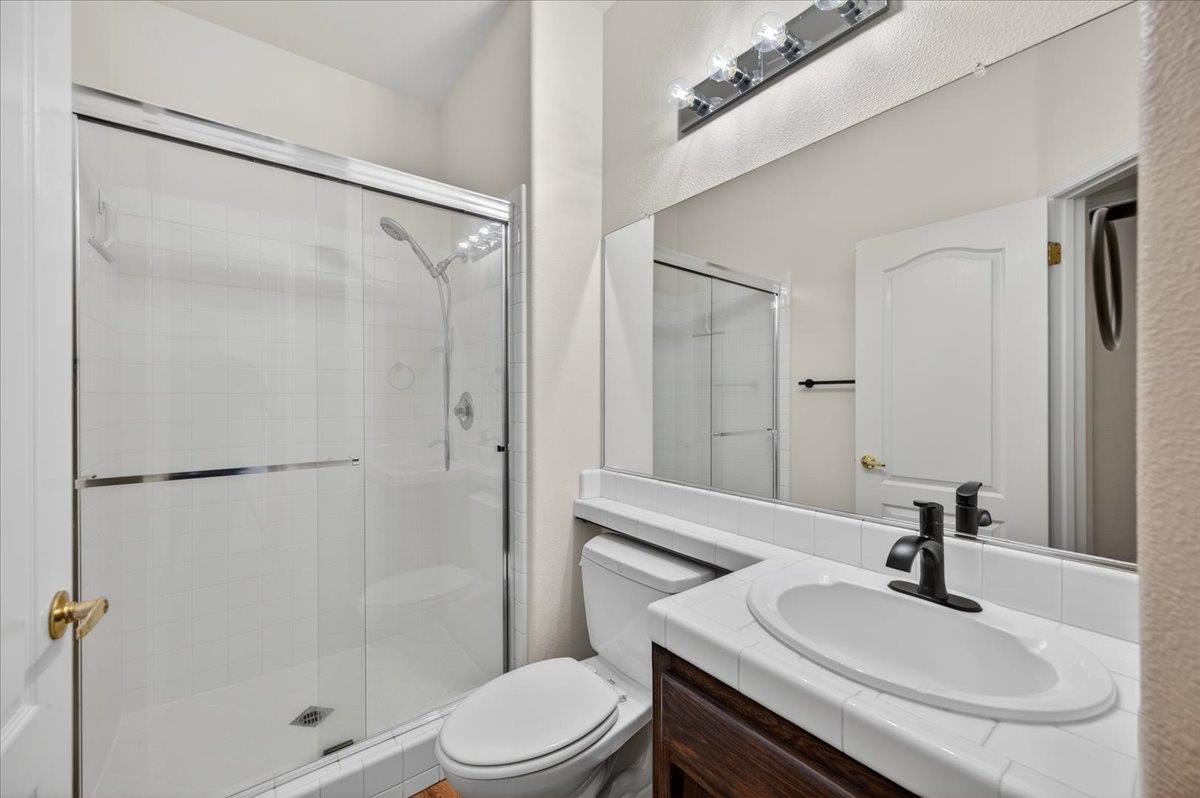 1942 E Desert Island Drive, Fresno, CA, 93730