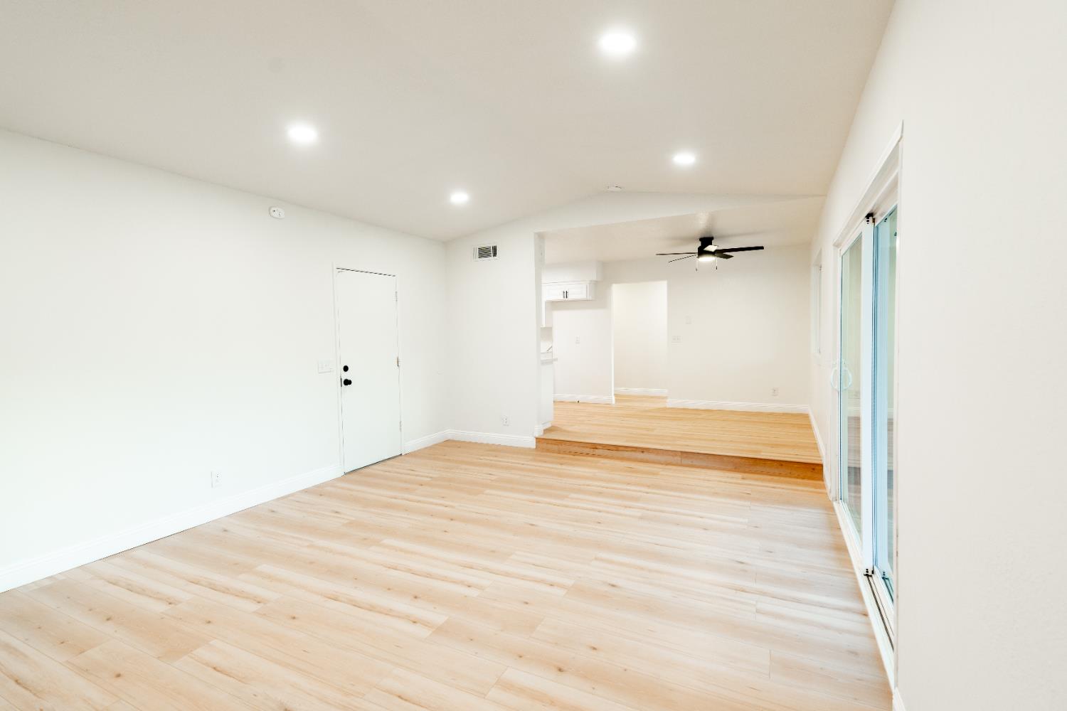 2612 Renn Avenue, Clovis, CA, 93611