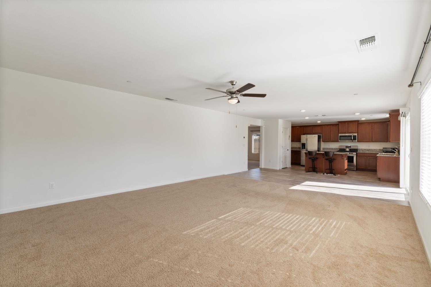 802 Reisling Lane, Coalinga, CA, 93210