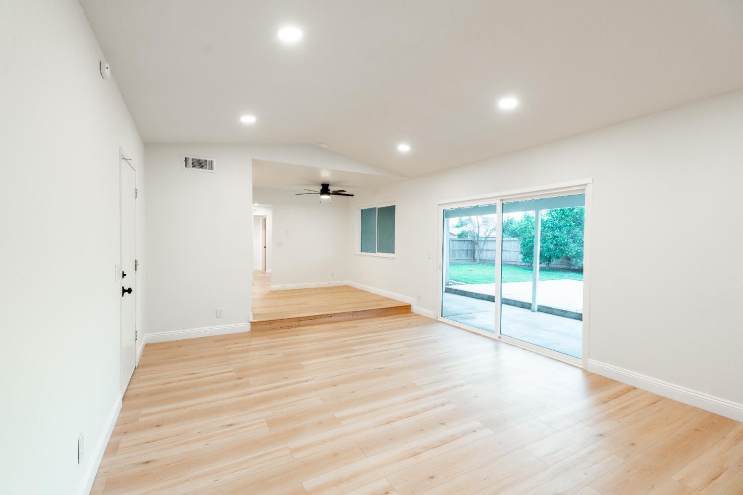 2612 Renn Avenue, Clovis, CA, 93611