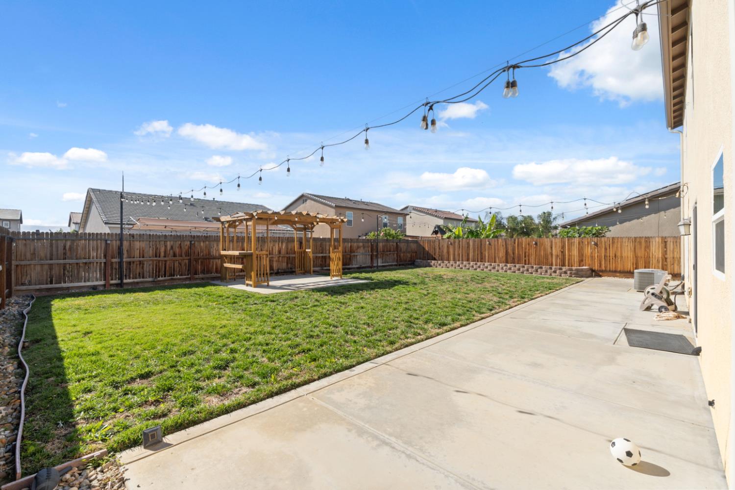 802 Reisling Lane, Coalinga, CA, 93210