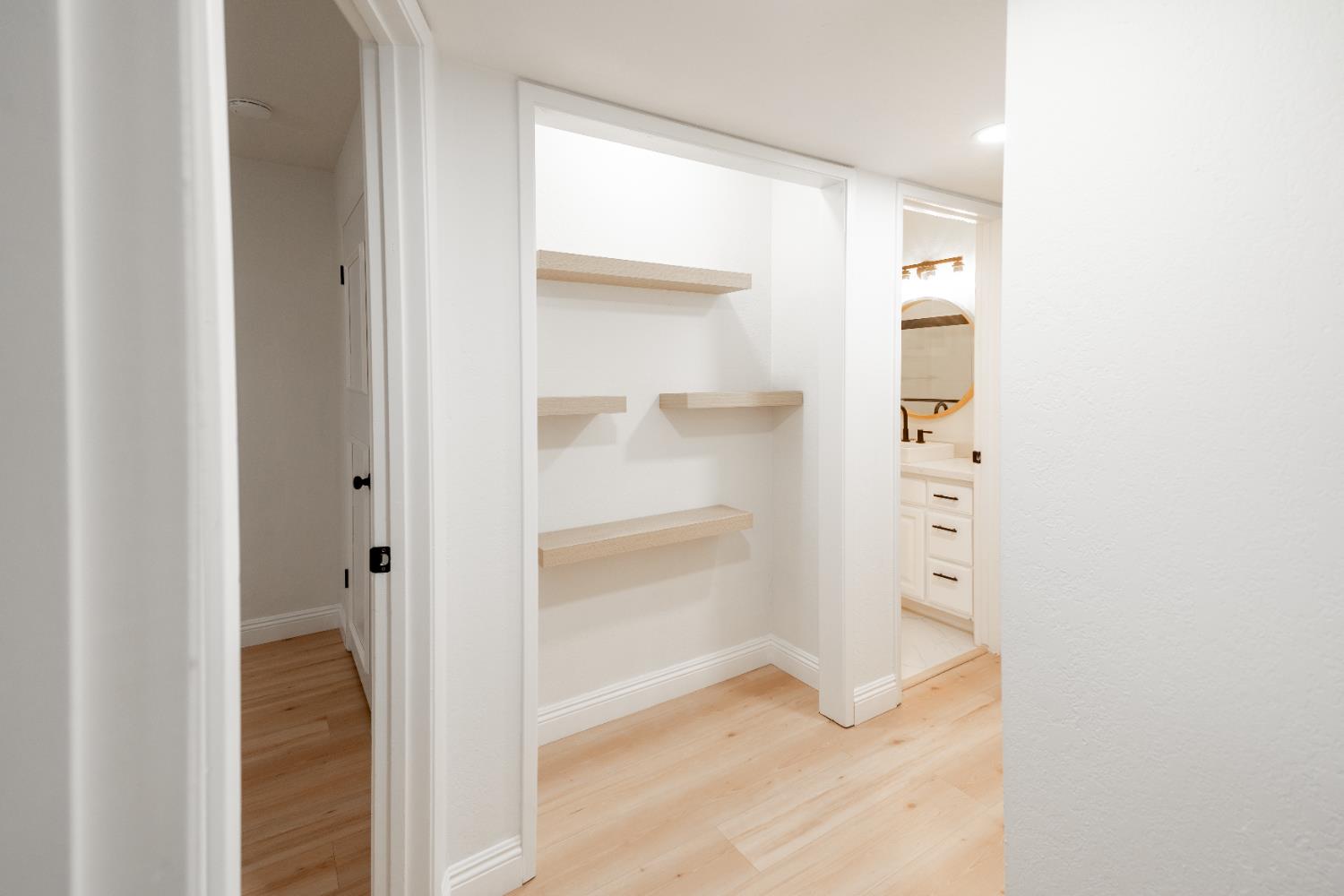 2612 Renn Avenue, Clovis, CA, 93611