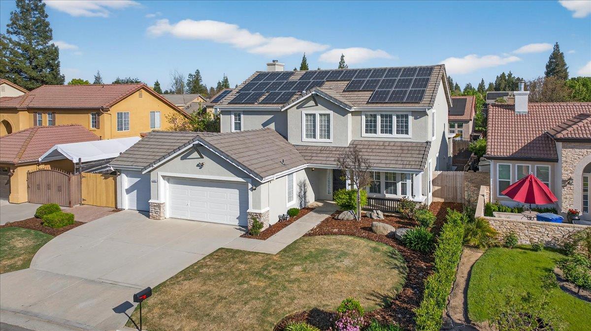 1942 E Desert Island Drive, Fresno, CA, 93730