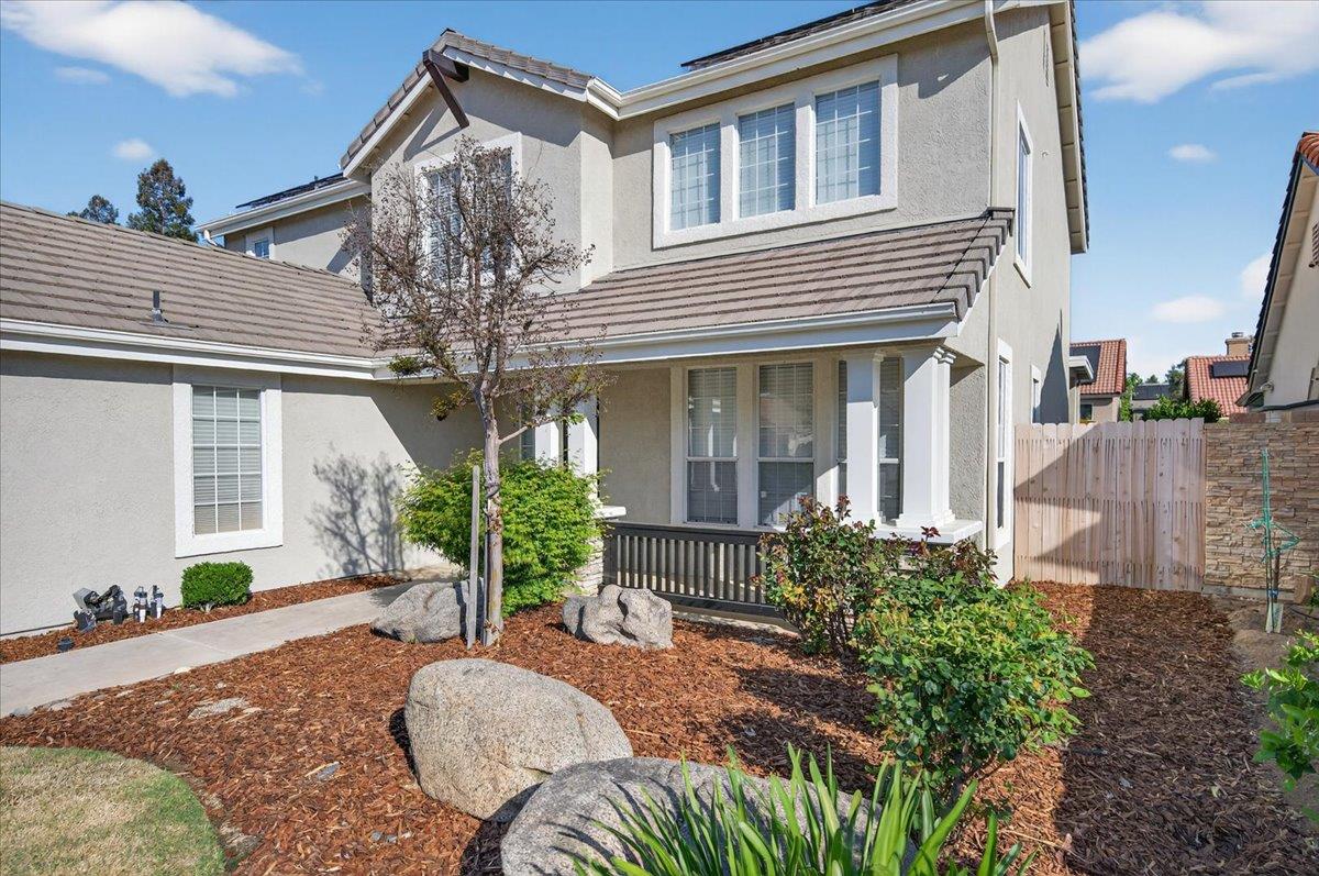 1942 E Desert Island Drive, Fresno, CA, 93730