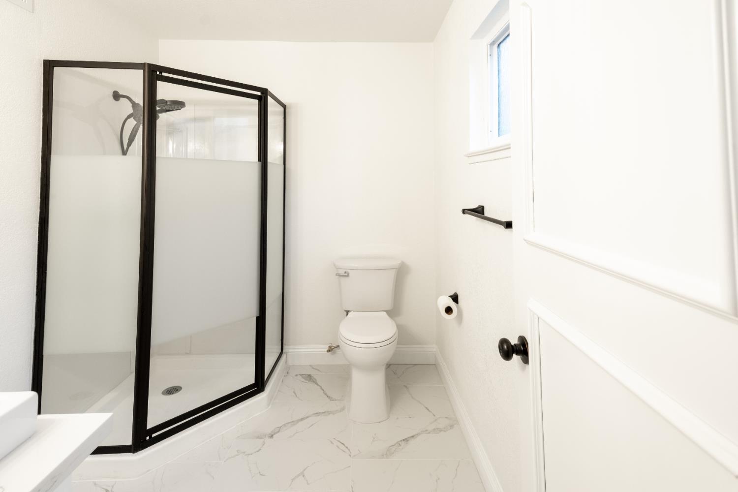 2612 Renn Avenue, Clovis, CA, 93611