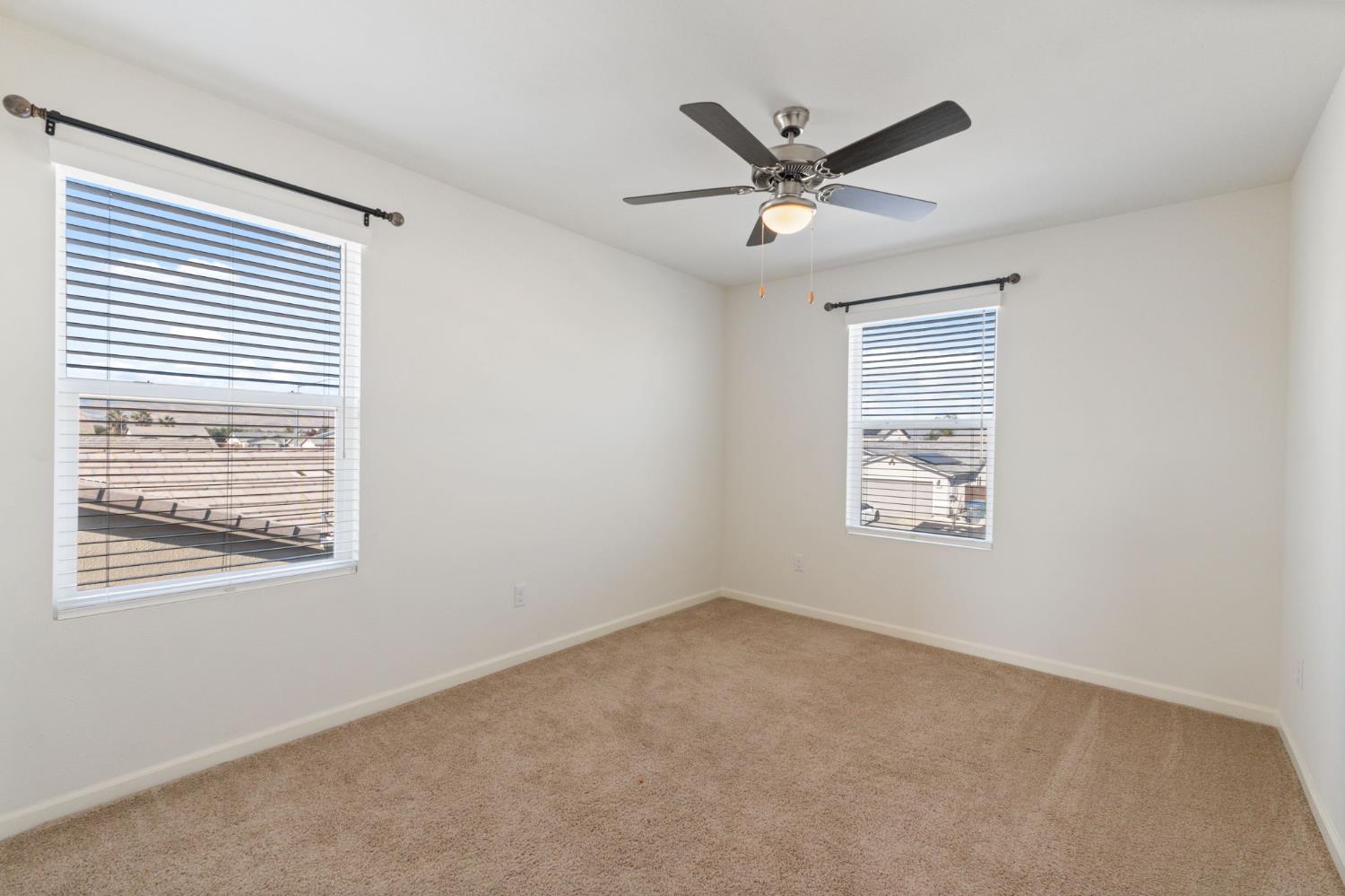 802 Reisling Lane, Coalinga, CA, 93210