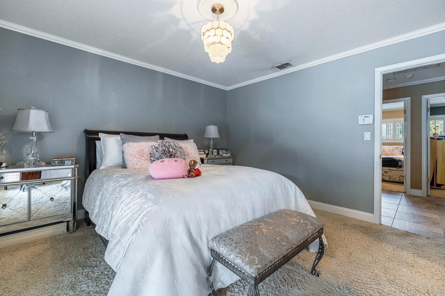 5627 N Kavanagh Avenue, Fresno, CA, 93711