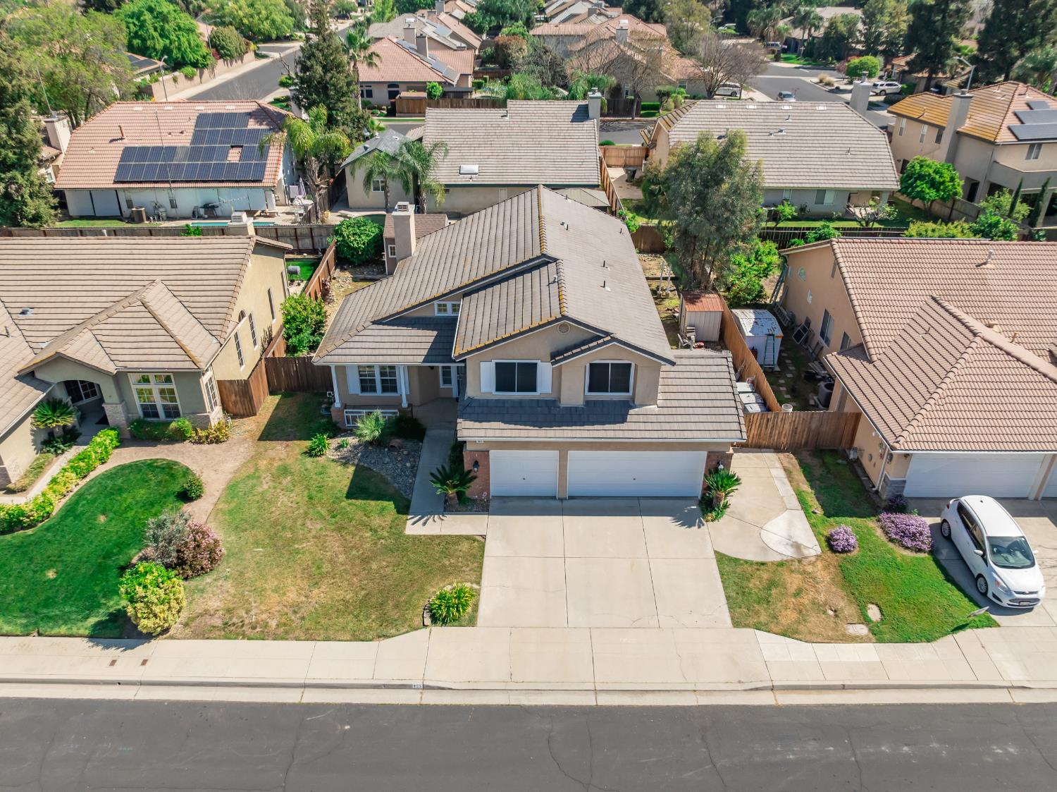 865 Mckelvy Avenue, Clovis, CA, 93611