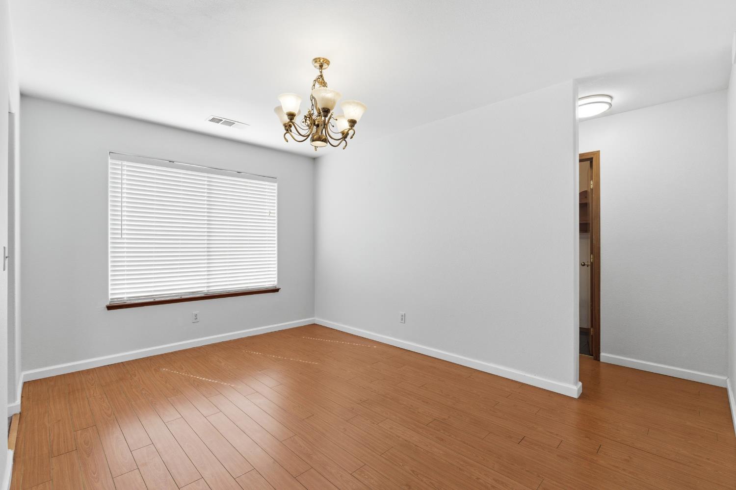 865 Mckelvy Avenue, Clovis, CA, 93611