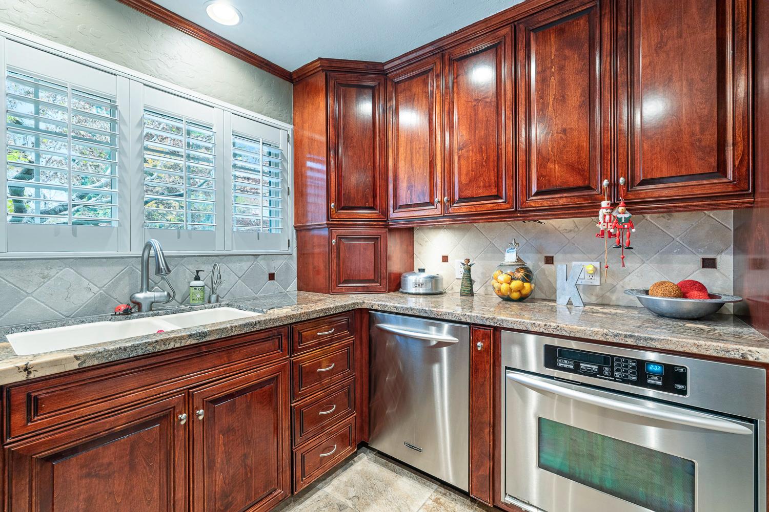 5627 N Kavanagh Avenue, Fresno, CA, 93711