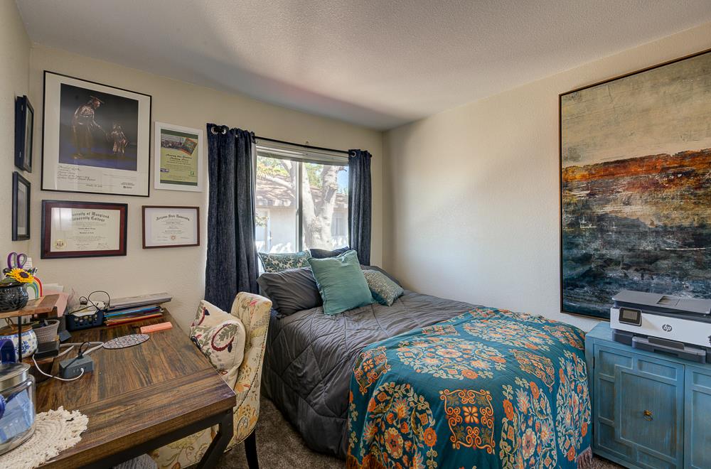 402 N Poplar Avenue, Fresno, CA, 93701