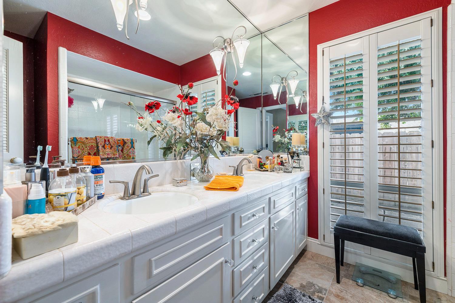 5627 N Kavanagh Avenue, Fresno, CA, 93711