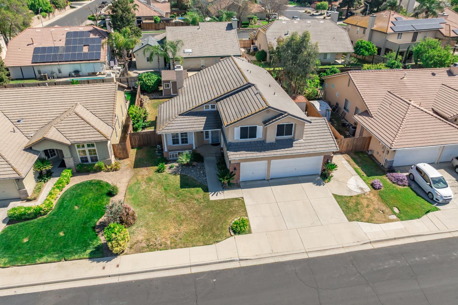 865 Mckelvy Avenue, Clovis, CA, 93611