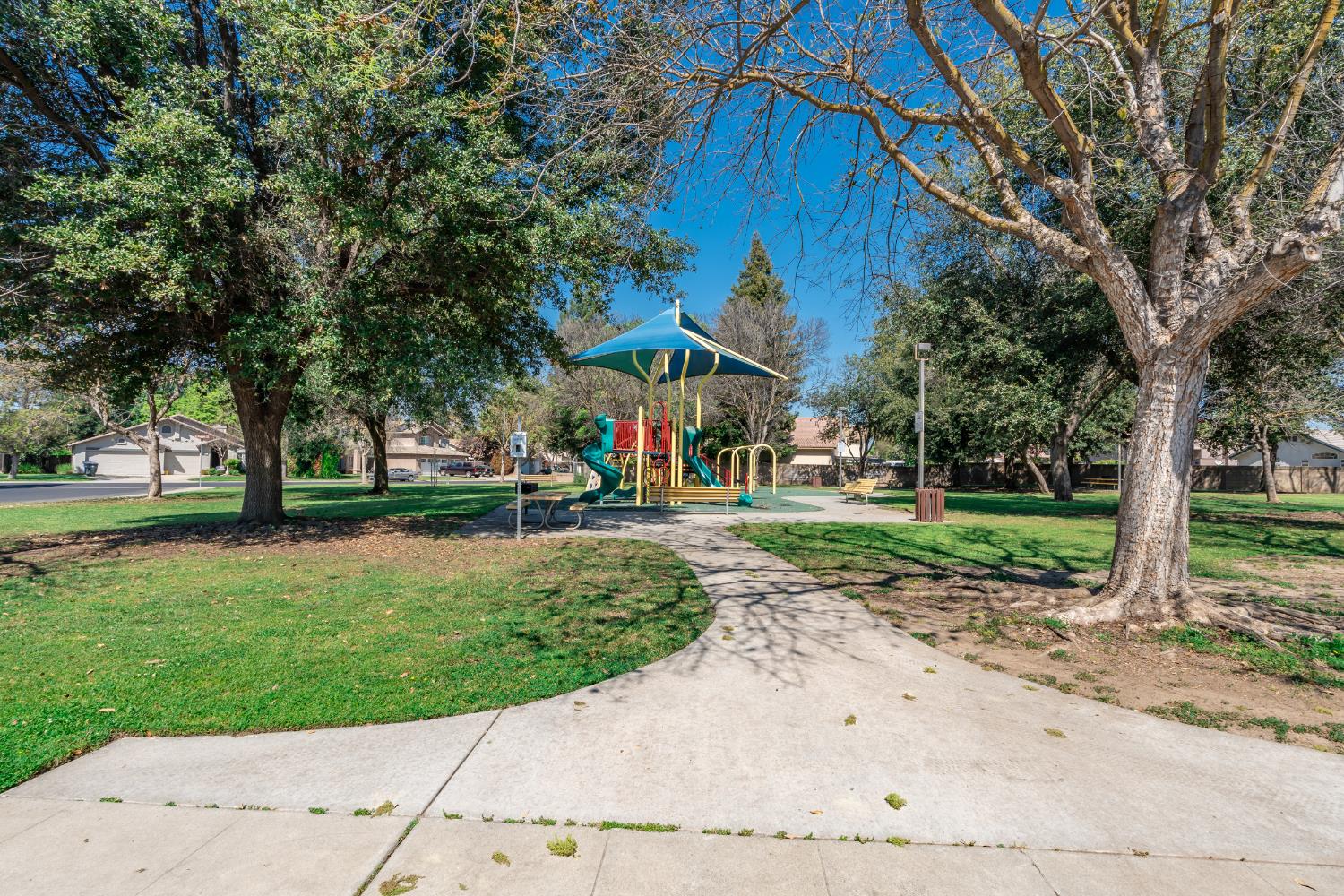 865 Mckelvy Avenue, Clovis, CA, 93611