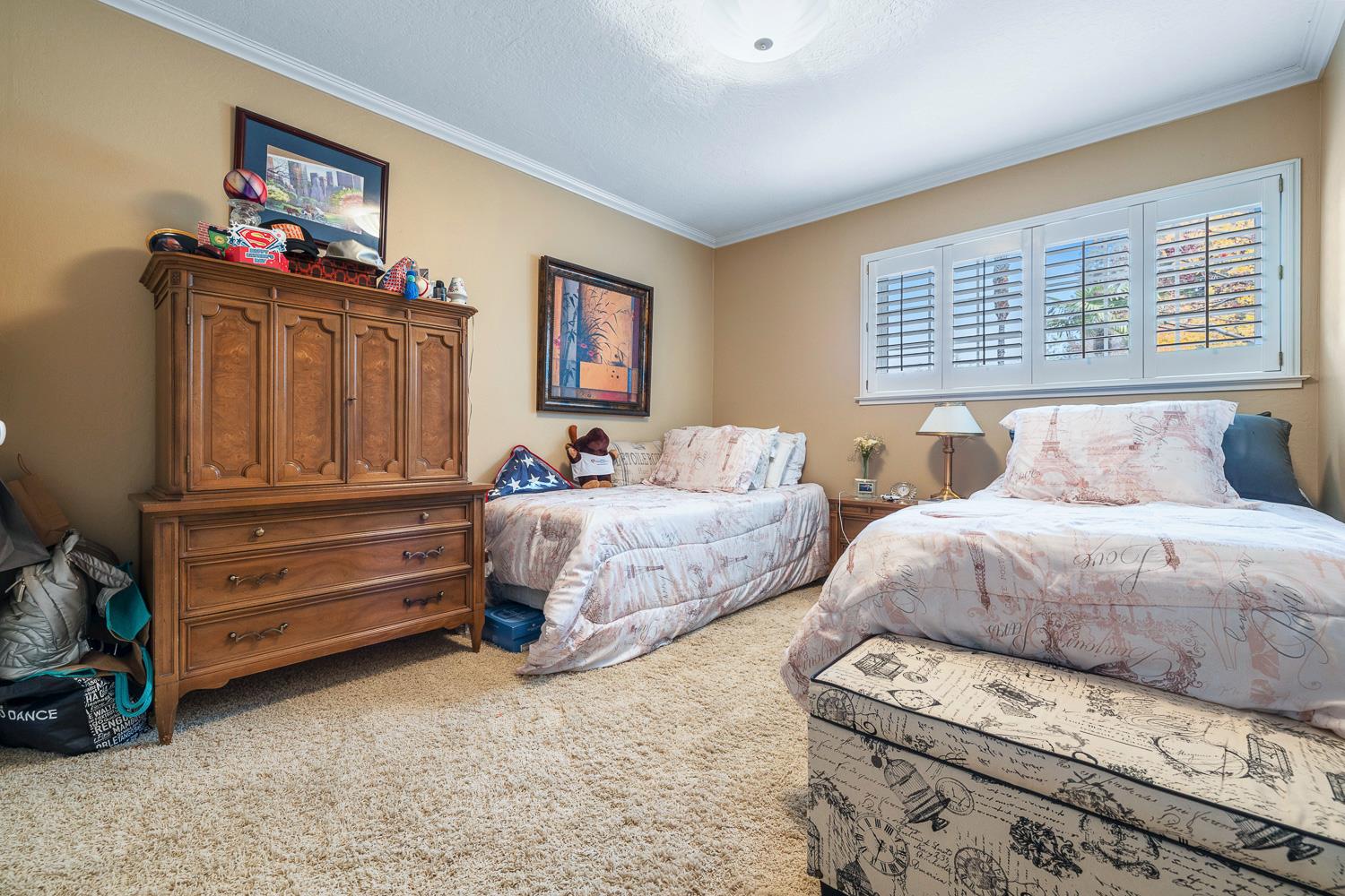 5627 N Kavanagh Avenue, Fresno, CA, 93711