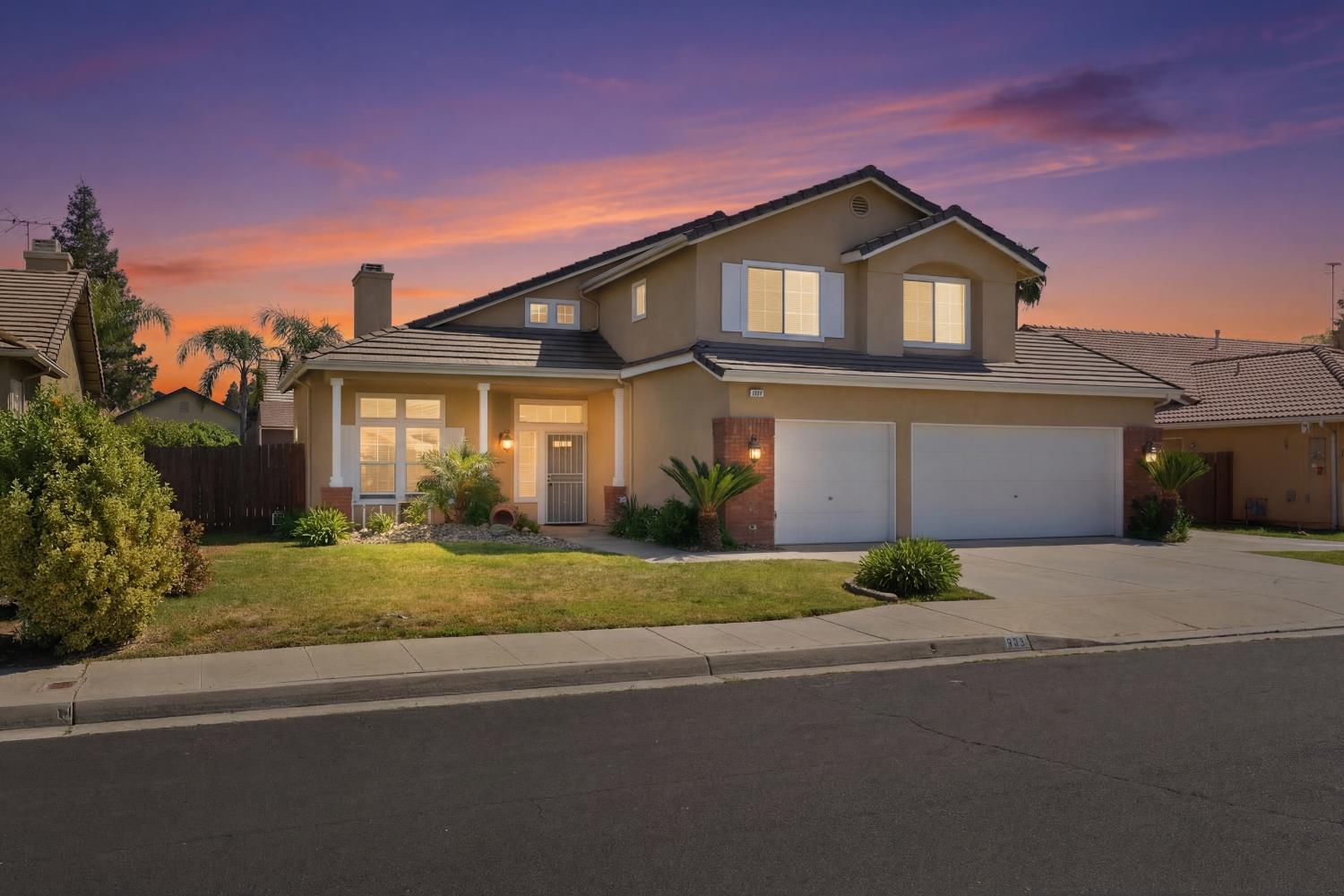 865 Mckelvy Avenue, Clovis, CA, 93611